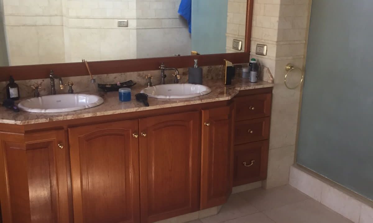 5b6f6bf8-6984-4e3d-bd07-2ea476251e94