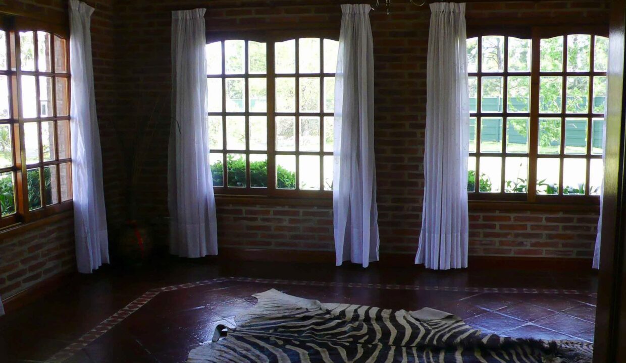 a76e1035-98cd-4055-99cd-19a1b2af75c2