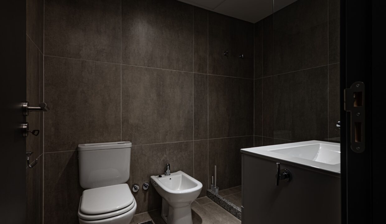 _1103202-HDR
